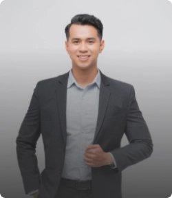 นายติณภพ ศรีเจริญพาณิชย์